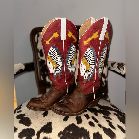 Macie Bean Shoes - Macie Bean Chief Women’s western Boots size 6.5